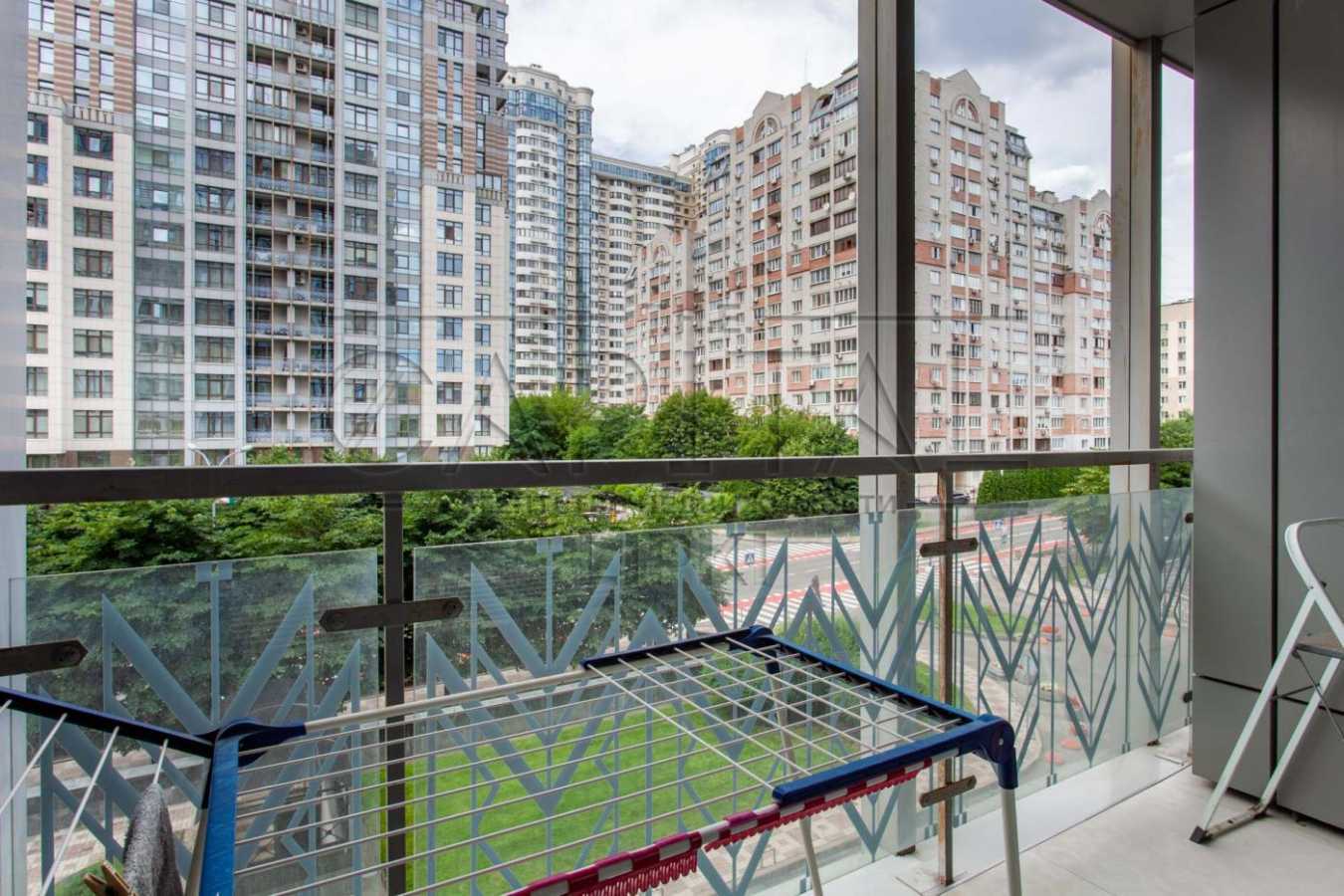 Продажа 2-комнатной квартиры 86 м², Михаила Драгомирова ул., 3