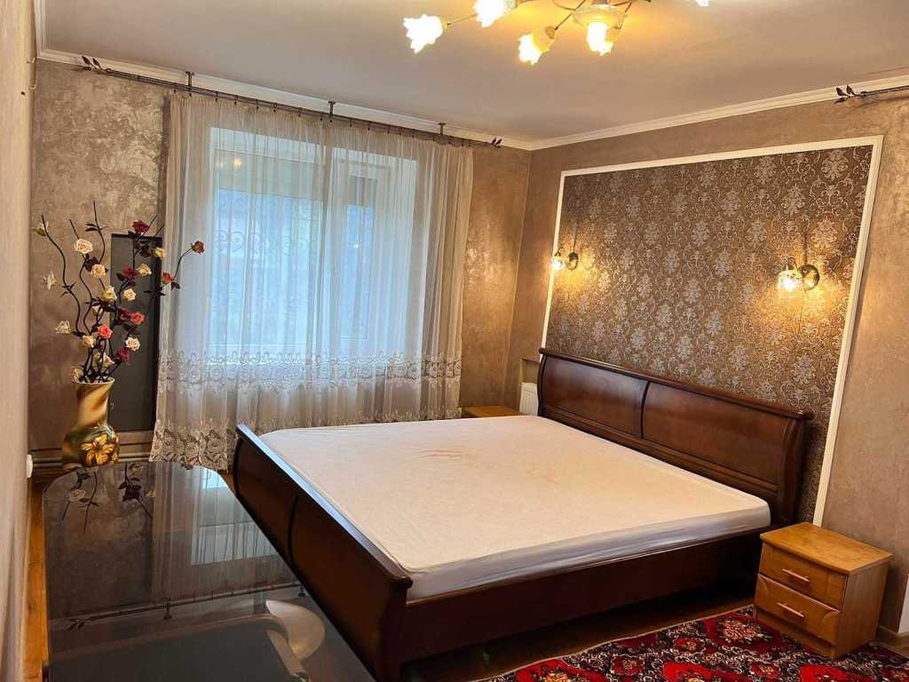 Продаж 4-кімнатної квартири 86.7 м², Шевченка, 211