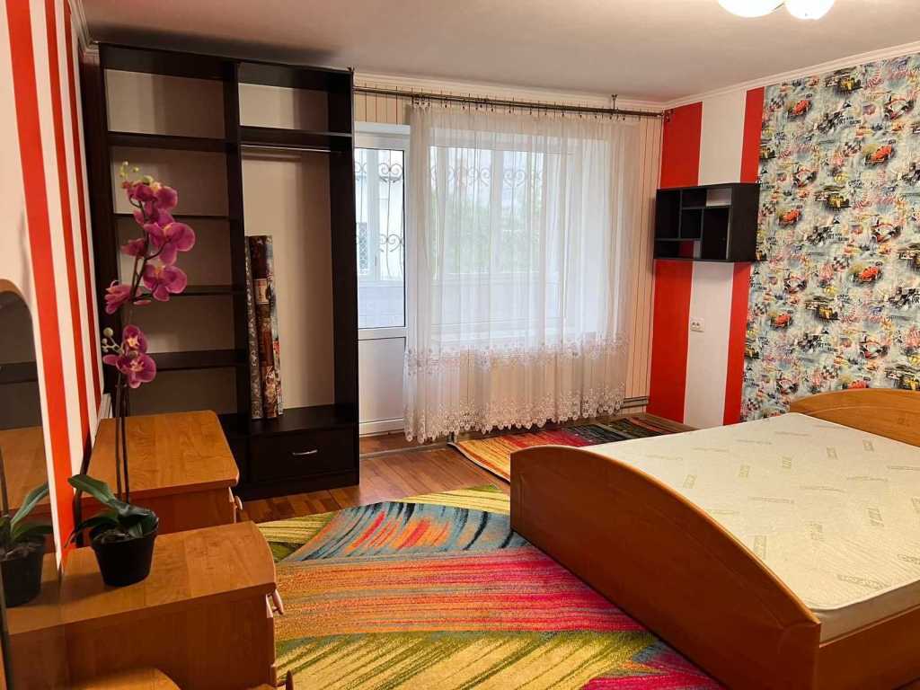 Продаж 4-кімнатної квартири 86.7 м², Шевченка, 211