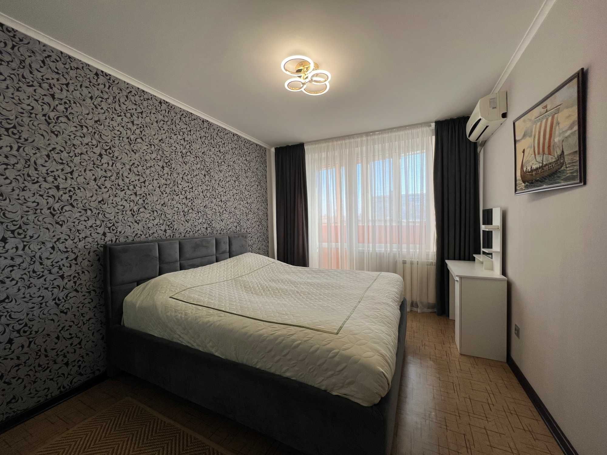 Продажа 3-комнатной квартиры 65 м²