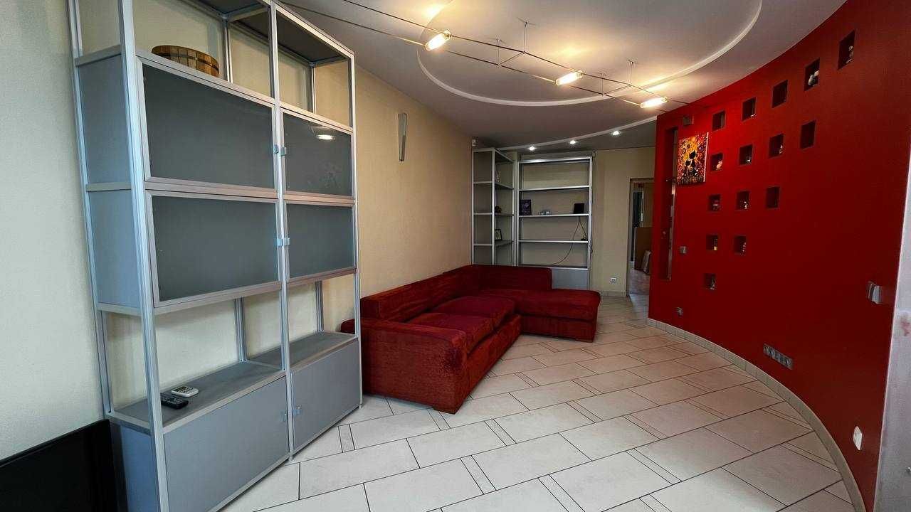 Аренда 2-комнатной квартиры 90 м²