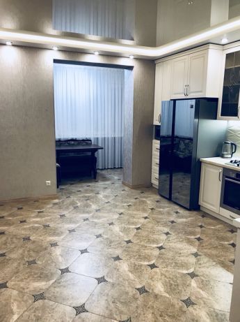 Продажа 2-комнатной квартиры 80 м²