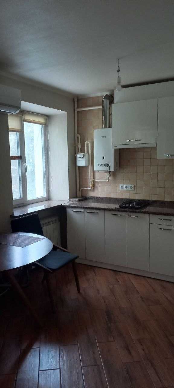 Продаж 1-кімнатної квартири 30 м²