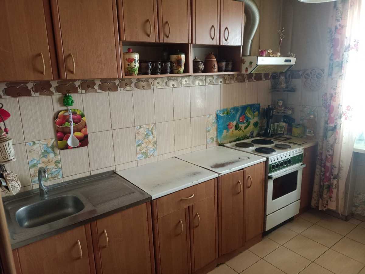 Продаж 2-кімнатної квартири 50 м², Астраханська вул.