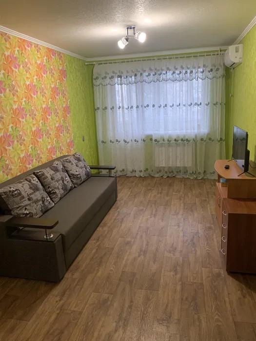 Продаж 2-кімнатної квартири 44 м²