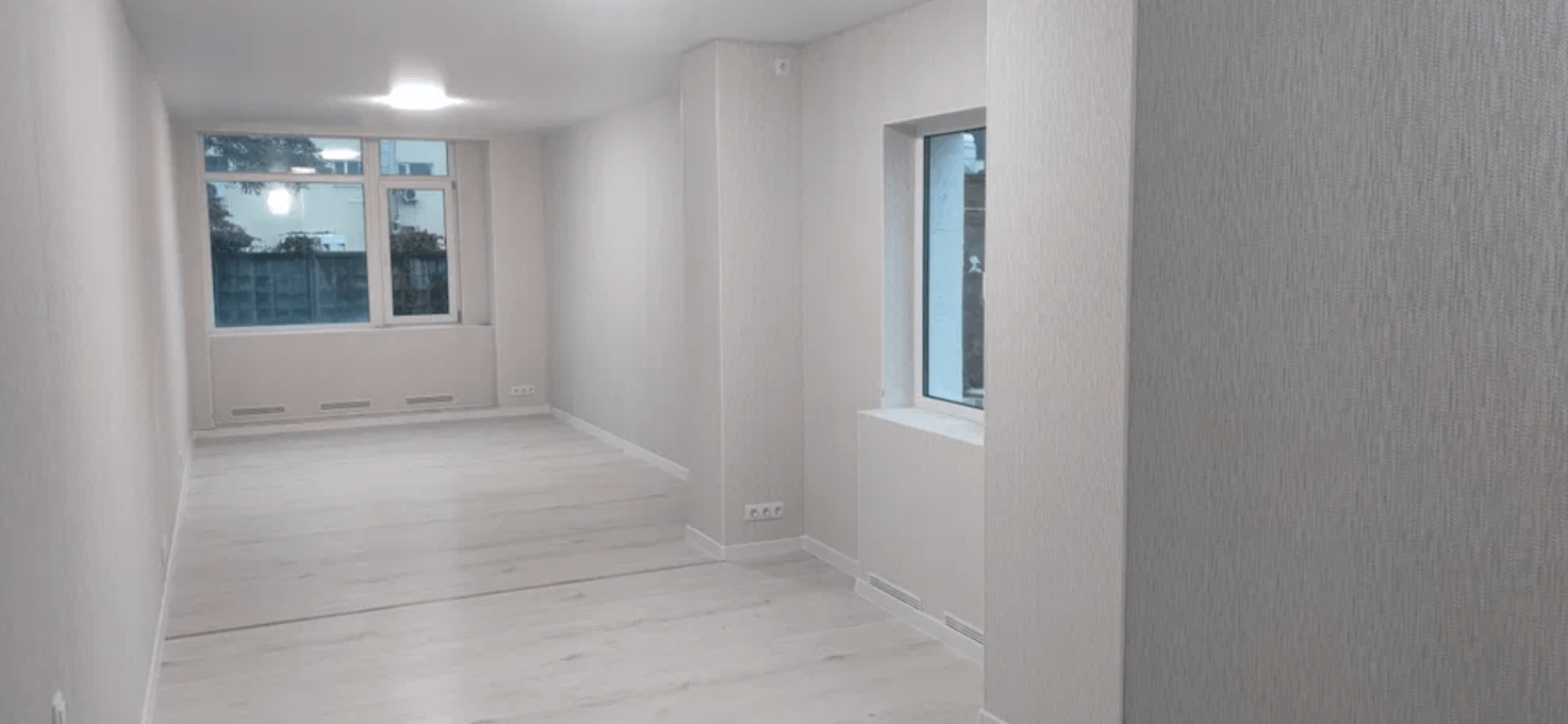 Продаж 1-кімнатної квартири 38 м²