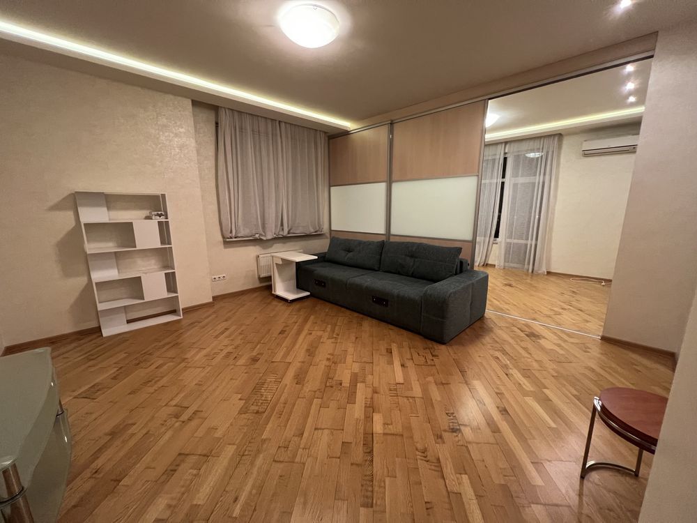 Аренда 3-комнатной квартиры 90 м²