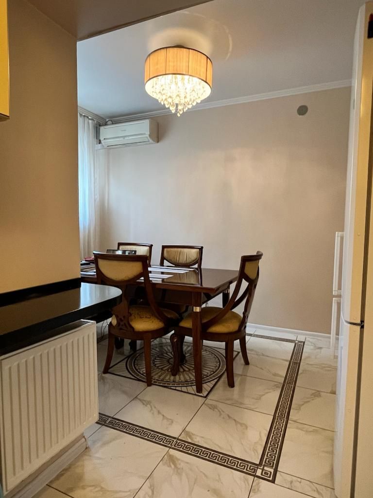 Продаж 3-кімнатної квартири 85 м²