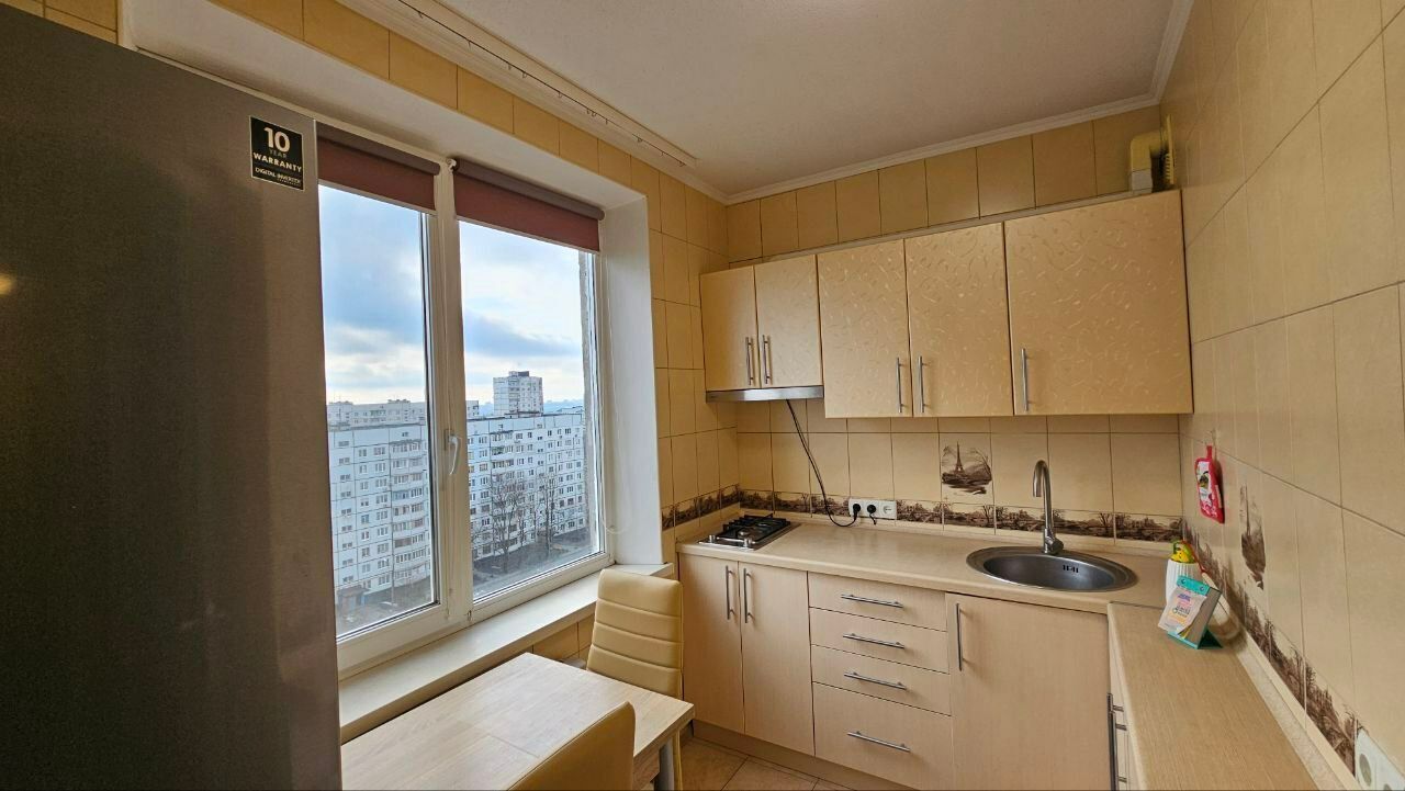 Продаж 1-кімнатної квартири 33 м²