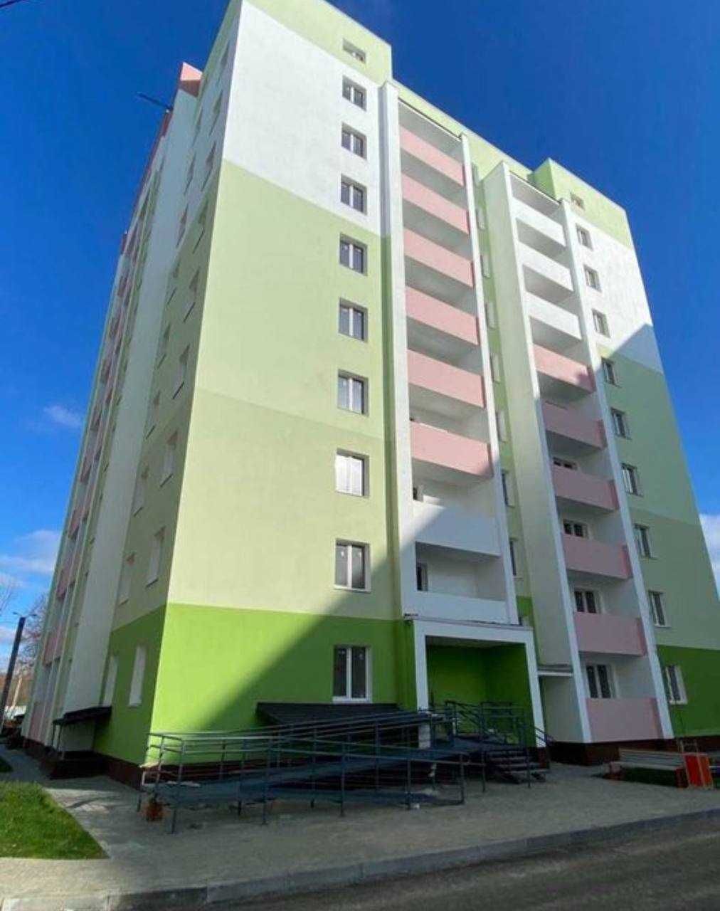 Продаж 1-кімнатної квартири 43 м²