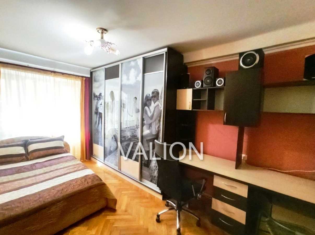 Продаж 2-кімнатної квартири 46 м², Академіка Філатова вул., 1/22