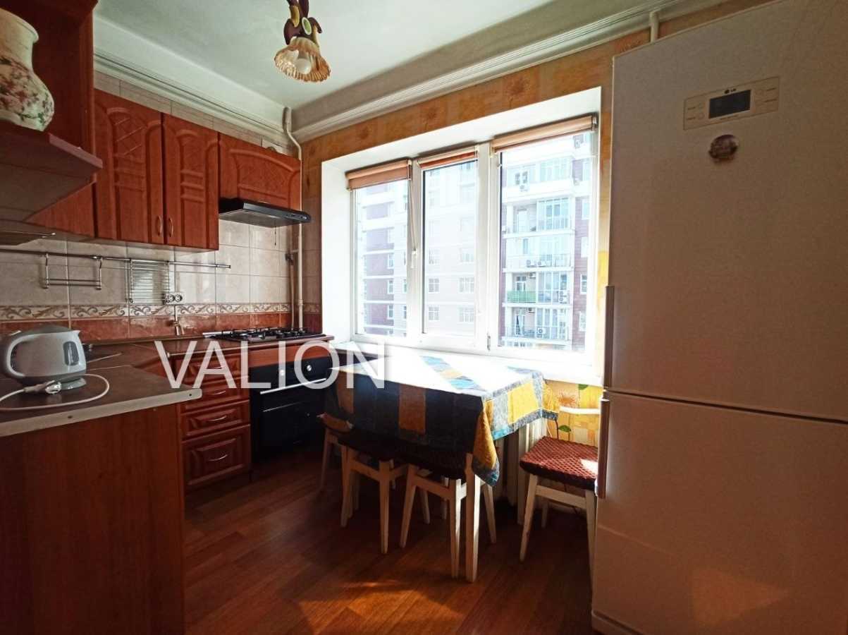 Продаж 2-кімнатної квартири 46 м², Академіка Філатова вул., 1/22