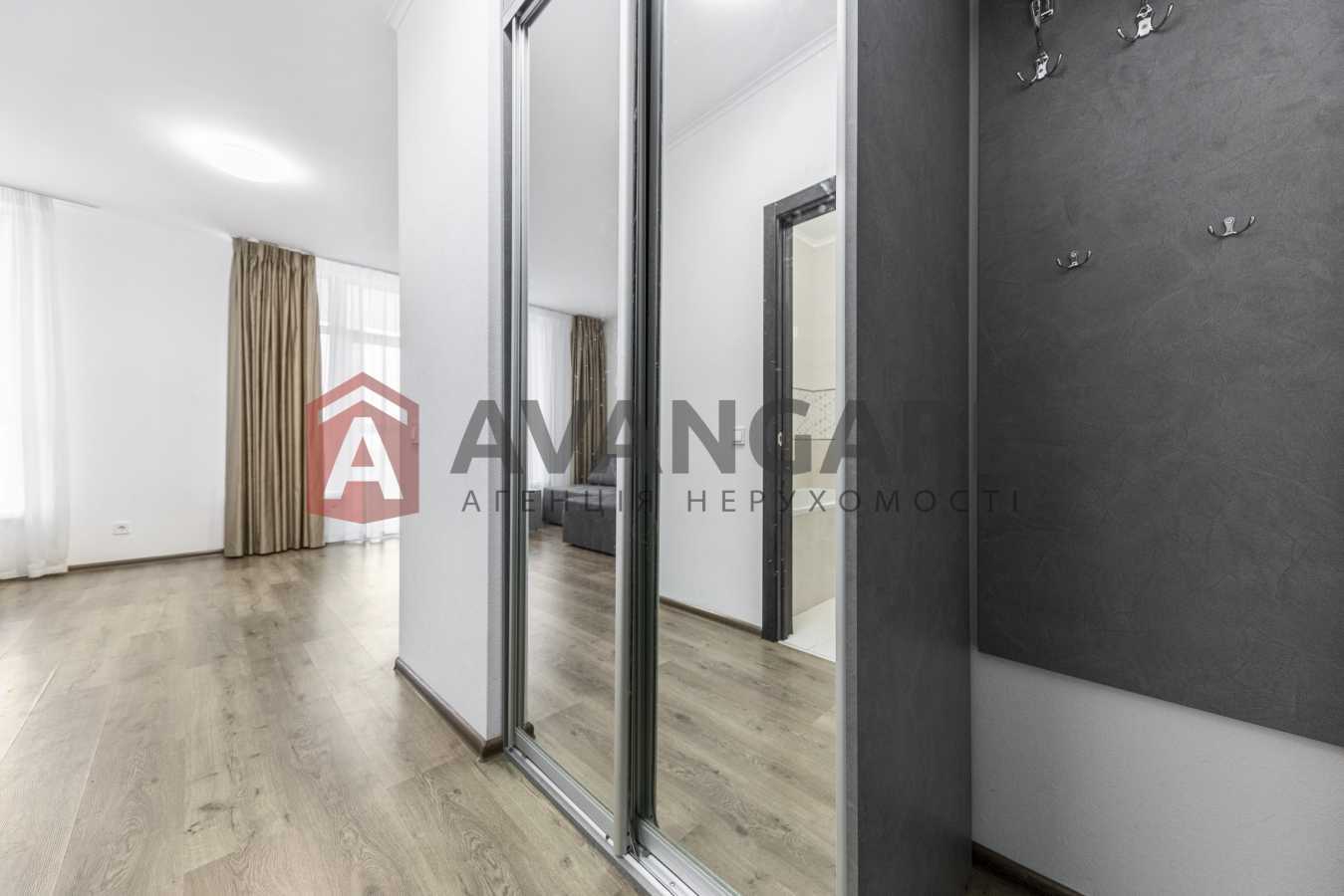 Продаж 1-кімнатної квартири 36 м², Перемоги просп., 67А