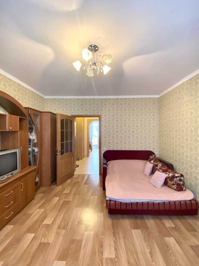 Продаж 1-кімнатної квартири 40 м², Пушкінська вул., 7д