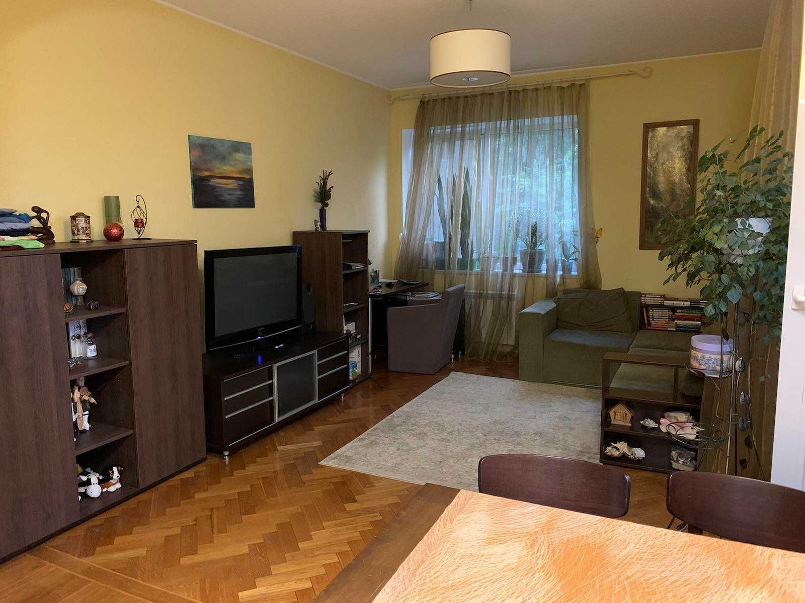 Продажа 2-комнатной квартиры 54 м²