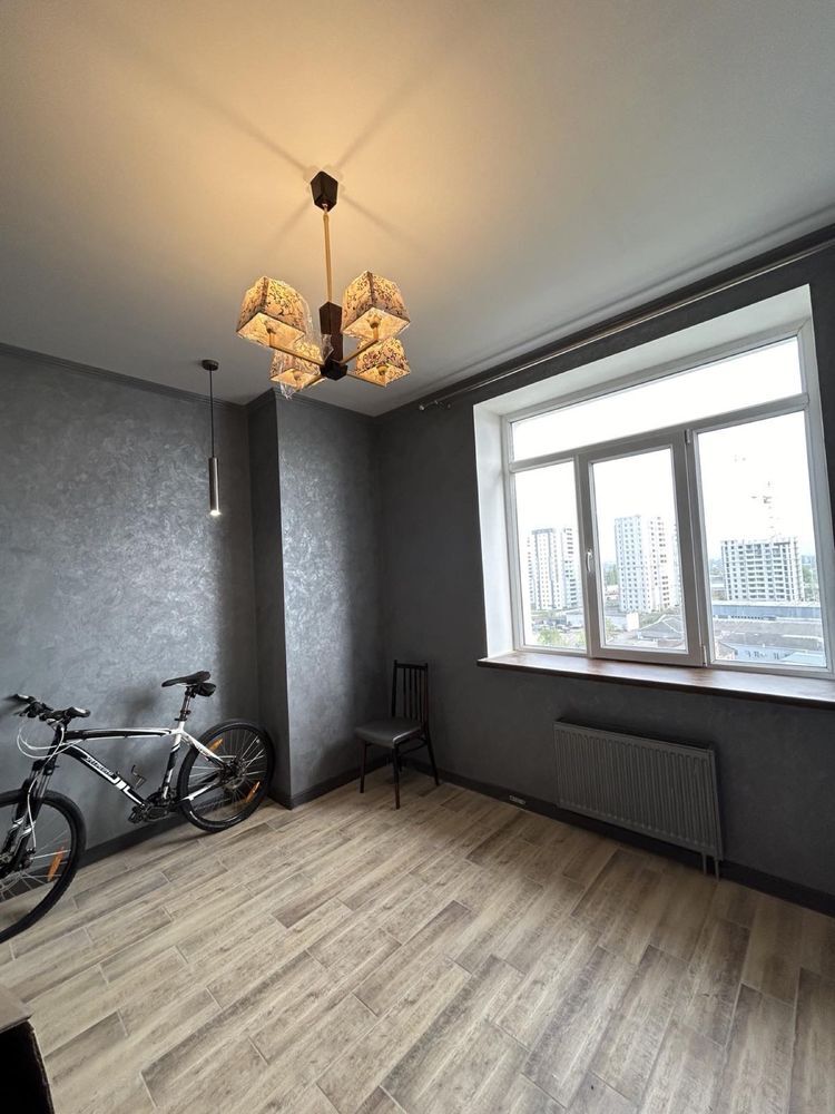 Продаж 2-кімнатної квартири 57 м²