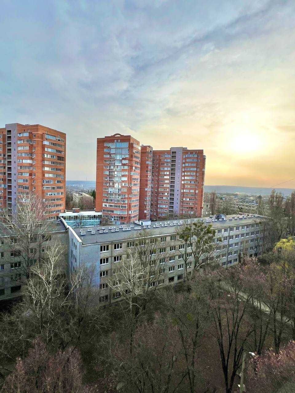 Продаж 2-кімнатної квартири 67 м²