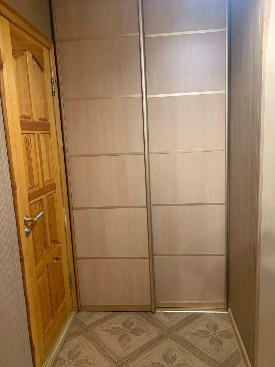 Продажа 2-комнатной квартиры 55 м²