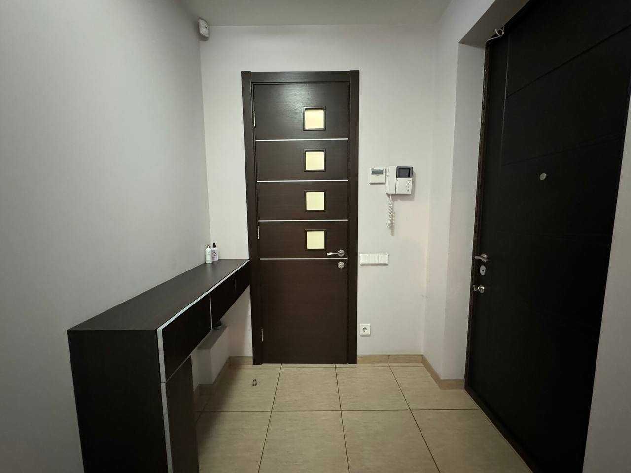 Аренда 2-комнатной квартиры 110 м²