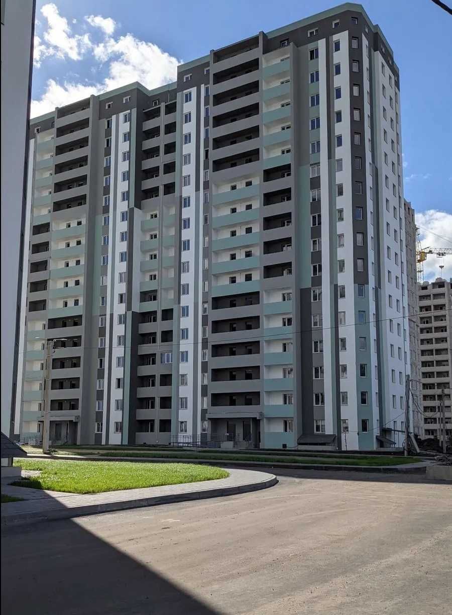 Продаж 2-кімнатної квартири 71 м²