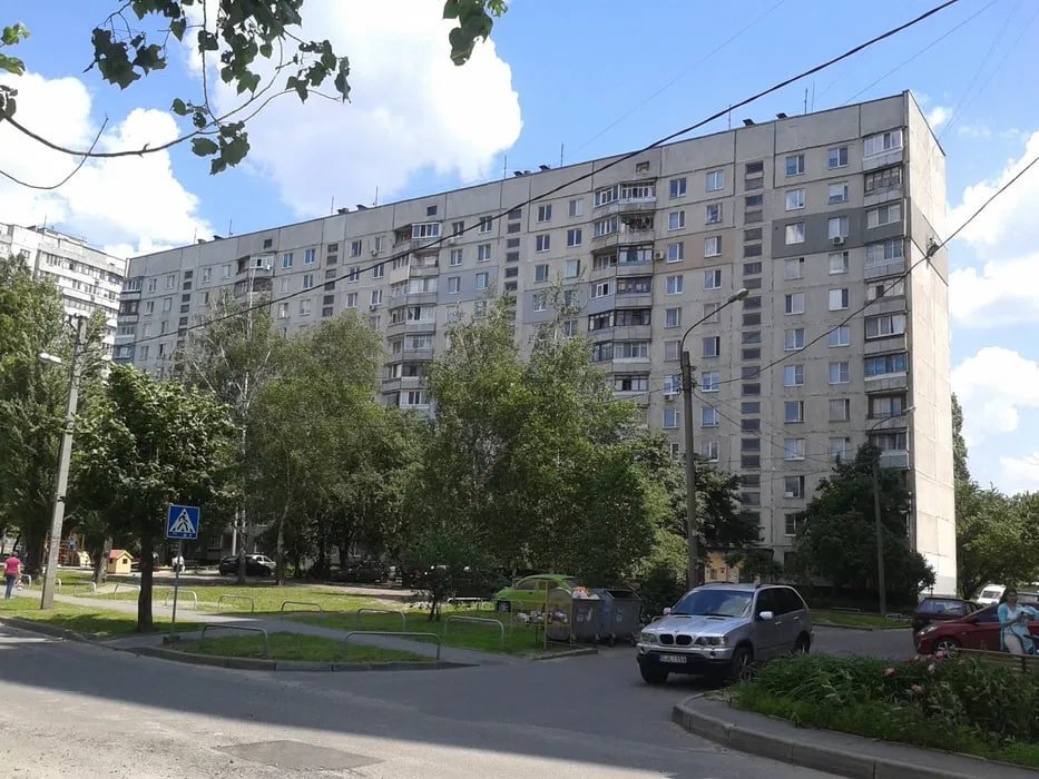 Продаж 1-кімнатної квартири 33 м²