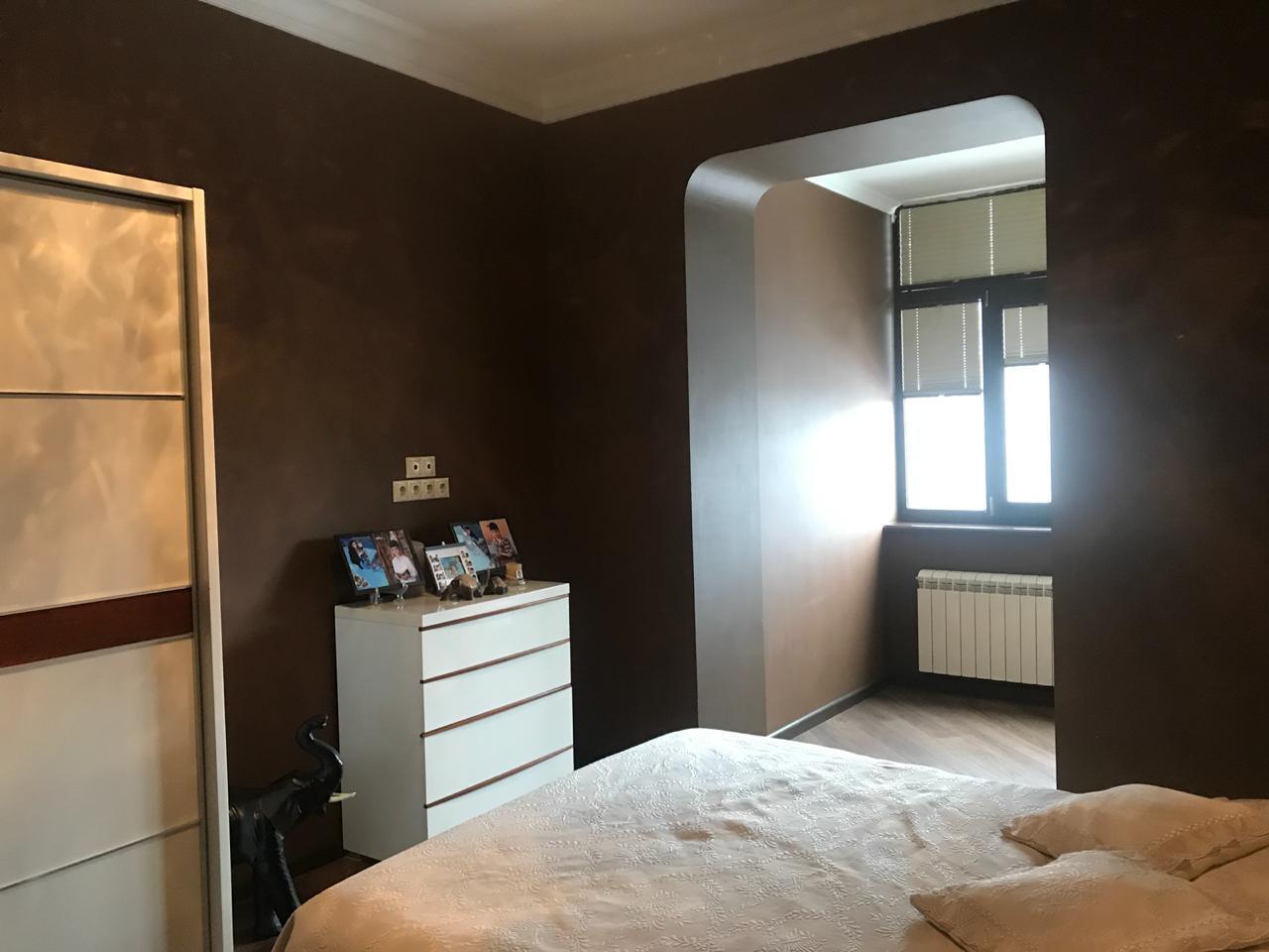 Продажа 4-комнатной квартиры 108 м²