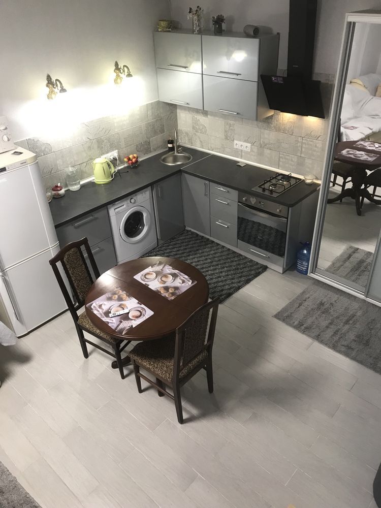 Продаж 2-кімнатної квартири 65 м²