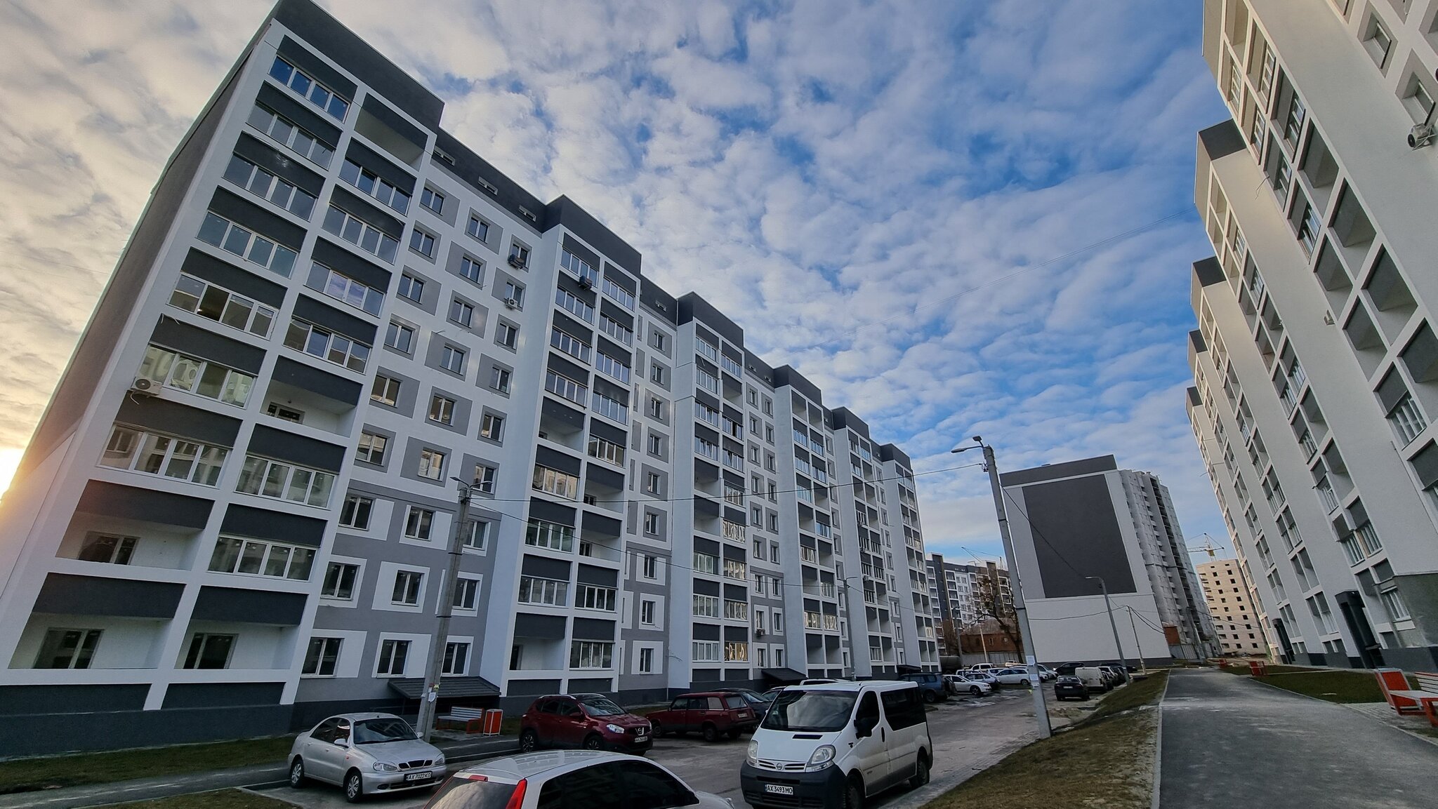 Продаж 2-кімнатної квартири 68 м²