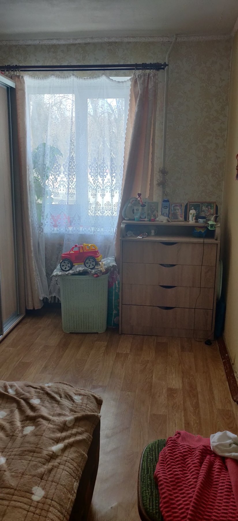 Продаж 3-кімнатної квартири 56 м²