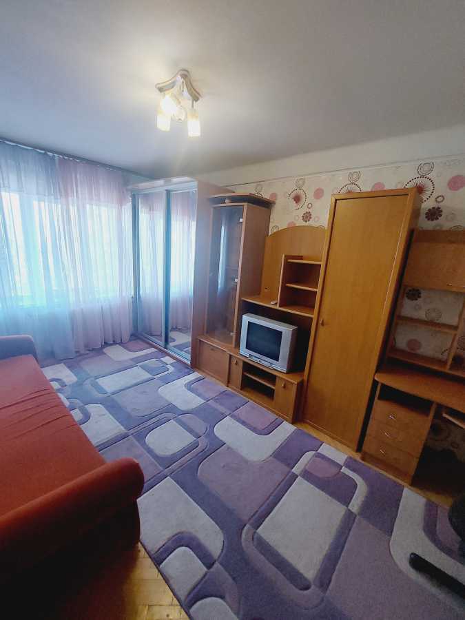 Продаж 2-кімнатної квартири 46 м², Каунаська вул., 4/2