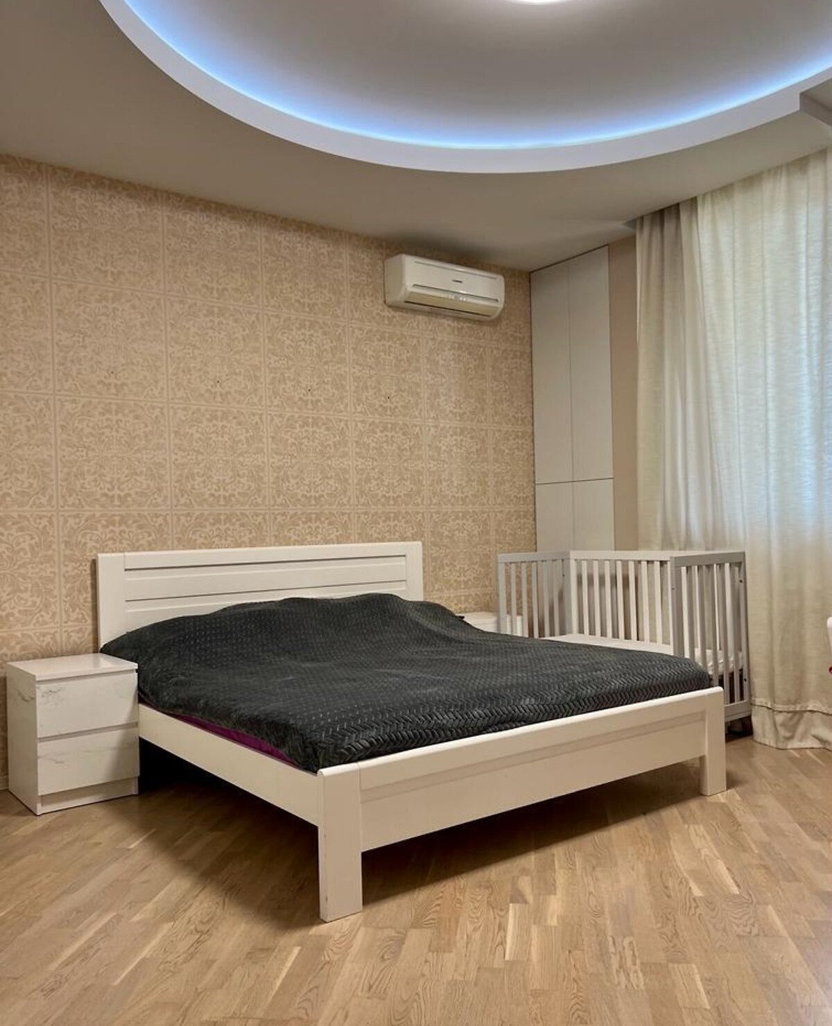 Продаж 3-кімнатної квартири 103 м²