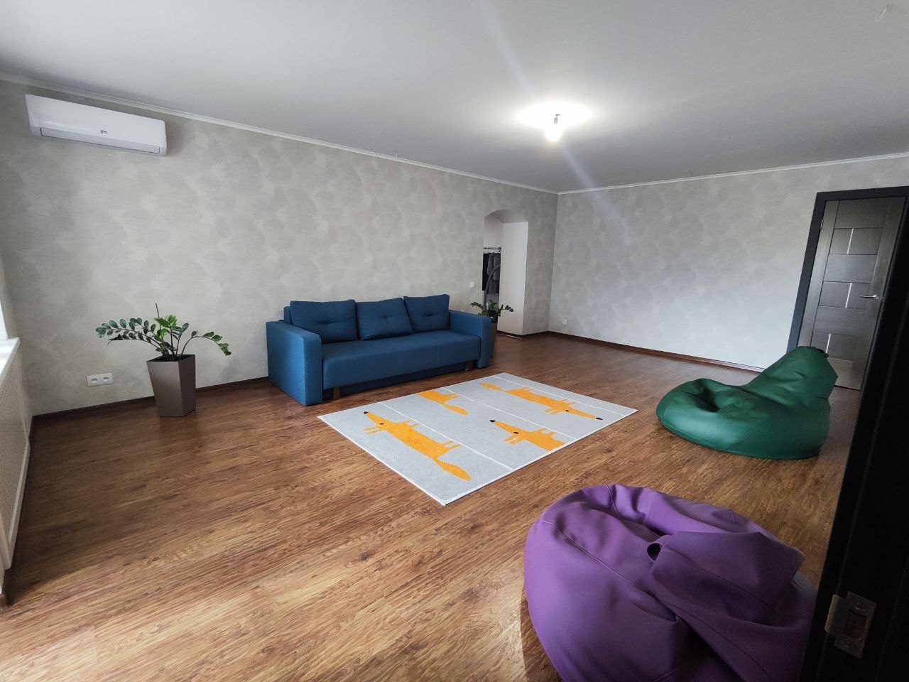 Продаж 3-кімнатної квартири 93 м², Новоселівська вул., 27