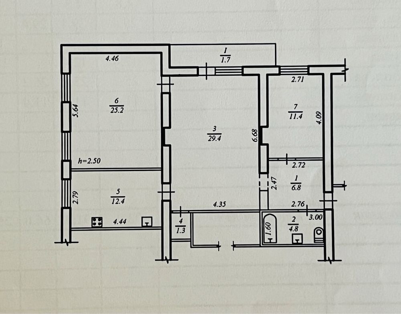 Продаж 3-кімнатної квартири 93 м², Новоселівська вул., 27