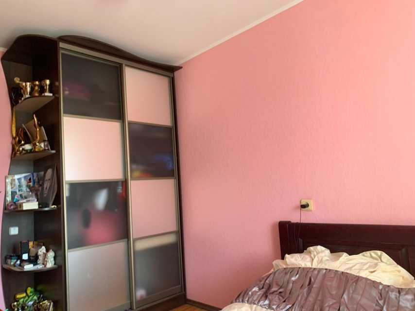 Продаж 3-кімнатної квартири 60 м²