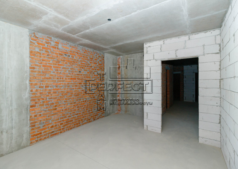 Продаж 3-кімнатної квартири 102 м², Соборна вул., 18