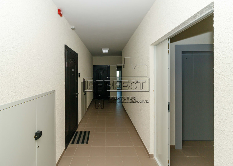 Продаж 3-кімнатної квартири 102 м², Соборна вул., 18