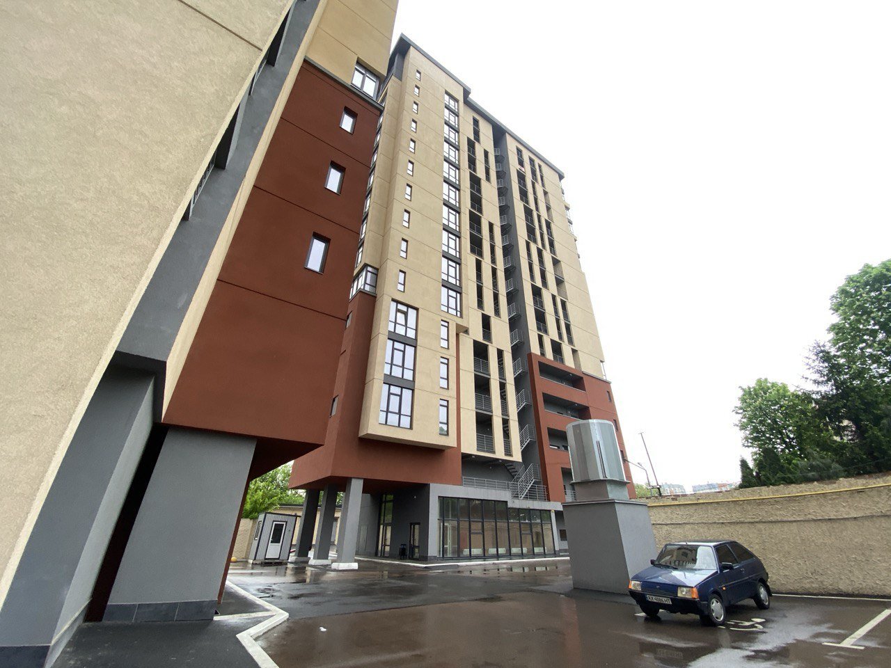 Продажа 1-комнатной квартиры 56 м²