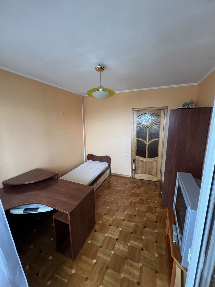 Продажа 4-комнатной квартиры 83 м²