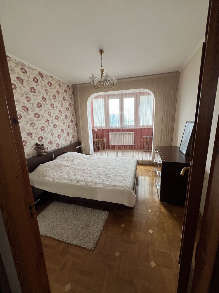 Продажа 4-комнатной квартиры 83 м²