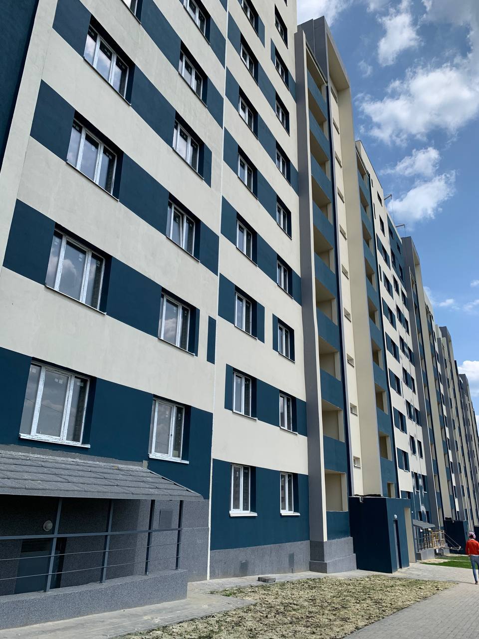 Продажа 2-комнатной квартиры 69 м²