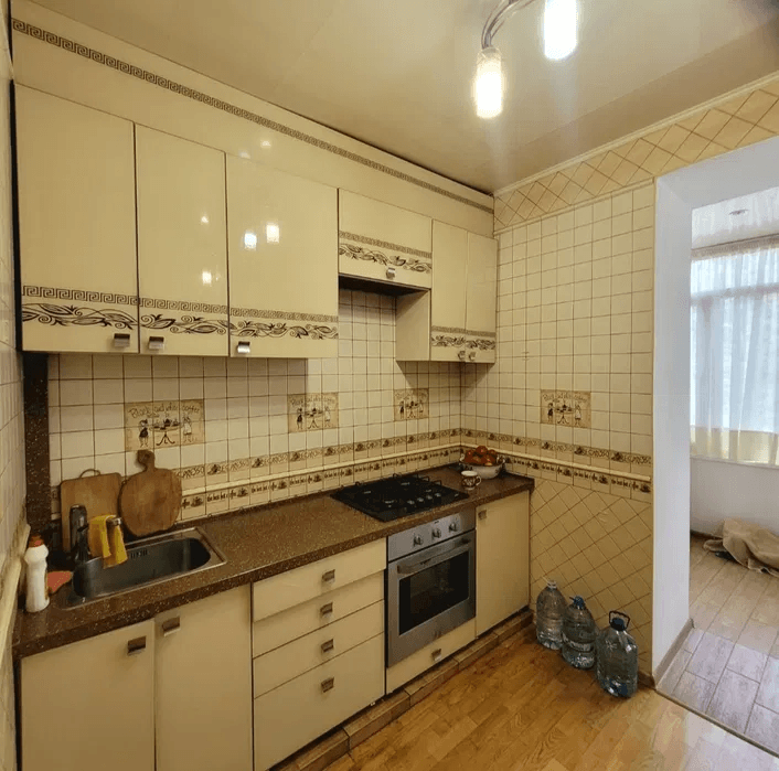 Продажа 3-комнатной квартиры 90 м²