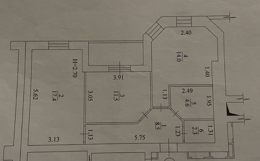 Продажа 2-комнатной квартиры 62 м²