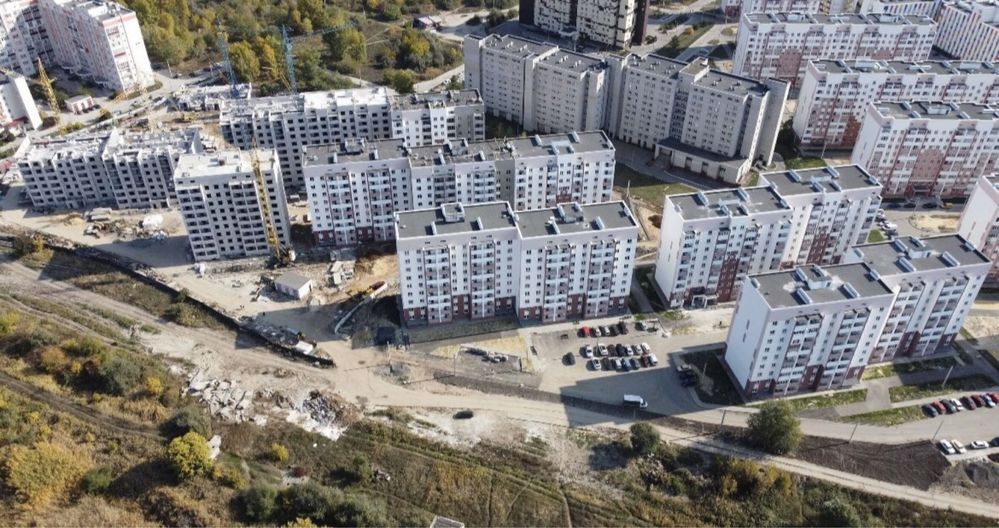 Продажа 2-комнатной квартиры 56 м²