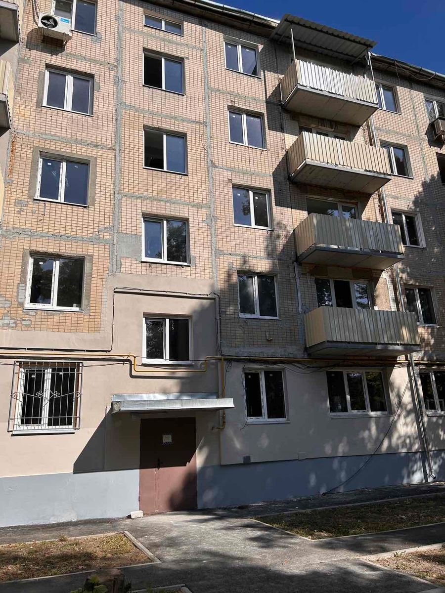 Продаж 2-кімнатної квартири 44 м²