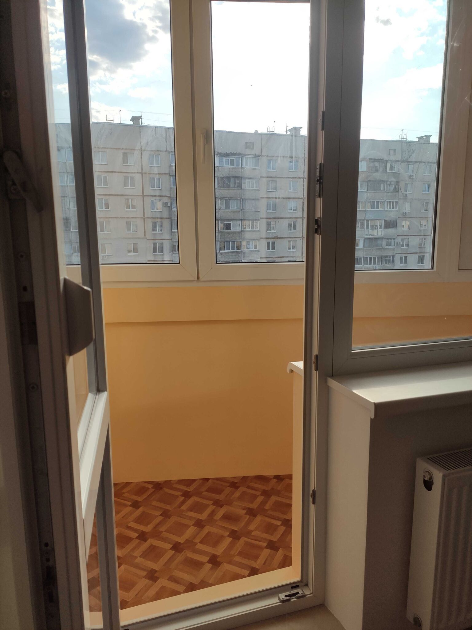 Продаж 1-кімнатної квартири 32 м²