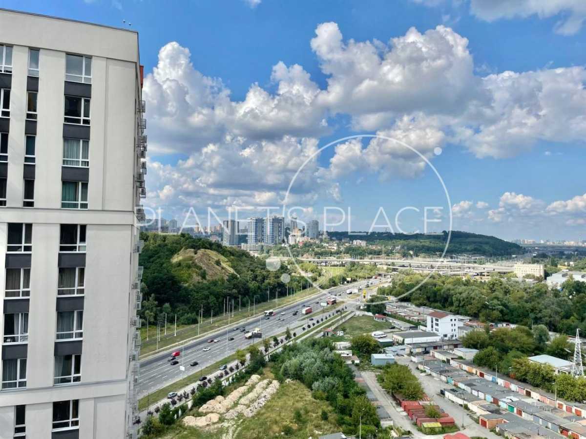 Продажа 3-комнатной квартиры 76.7 м², Столичное шоссе, 1А