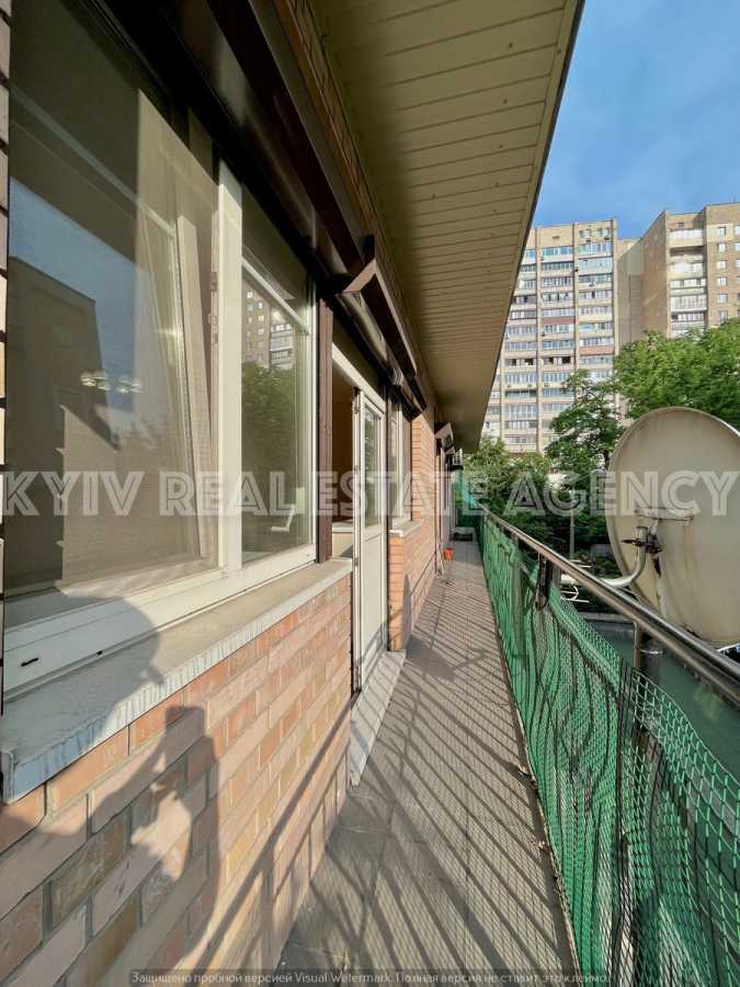 Продаж 4-кімнатної квартири 235 м², Василя Касіяна вул., Дончука, 7