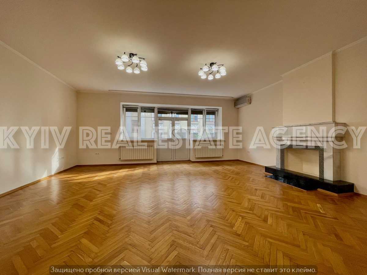 Продажа 4-комнатной квартиры 235 м², Василия Касияна ул., Дончука, 7