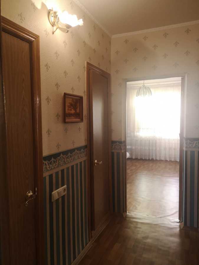 Продаж 3-кімнатної квартири 73 м², Каштанова вул., 14