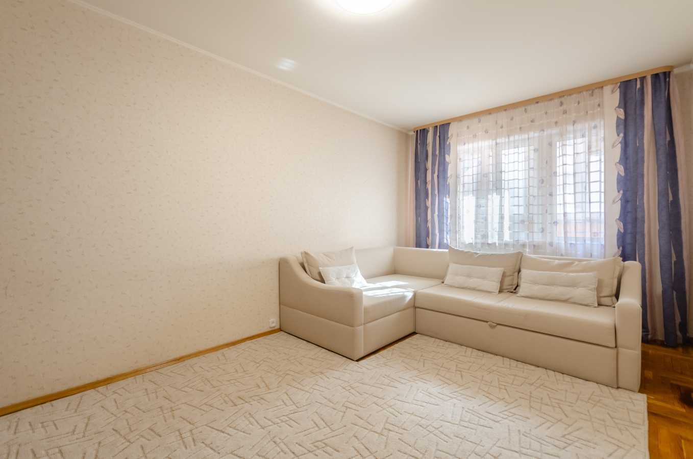 Продаж 3-кімнатної квартири 77 м², Тростянецька вул., 6Е